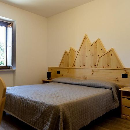 La Villetta Food & Drink Rooms For Rent - No Reception - LʼAquila Exterior foto